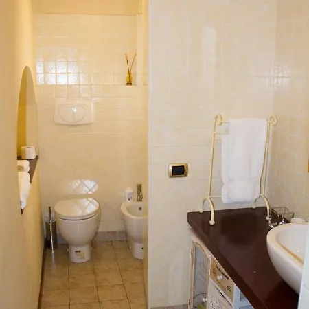 Porta Crucifera Apartment