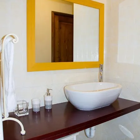 Porta Crucifera Apartman