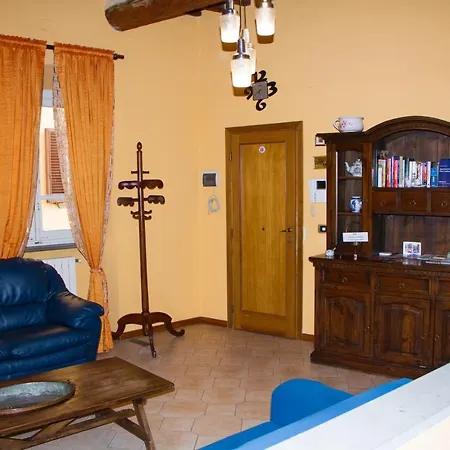 Porta Crucifera Apartman *